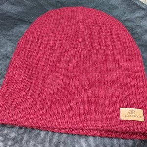 Grace Eleyae NWOT and Unused satin lined warm winter knit slap hat in Wine Red